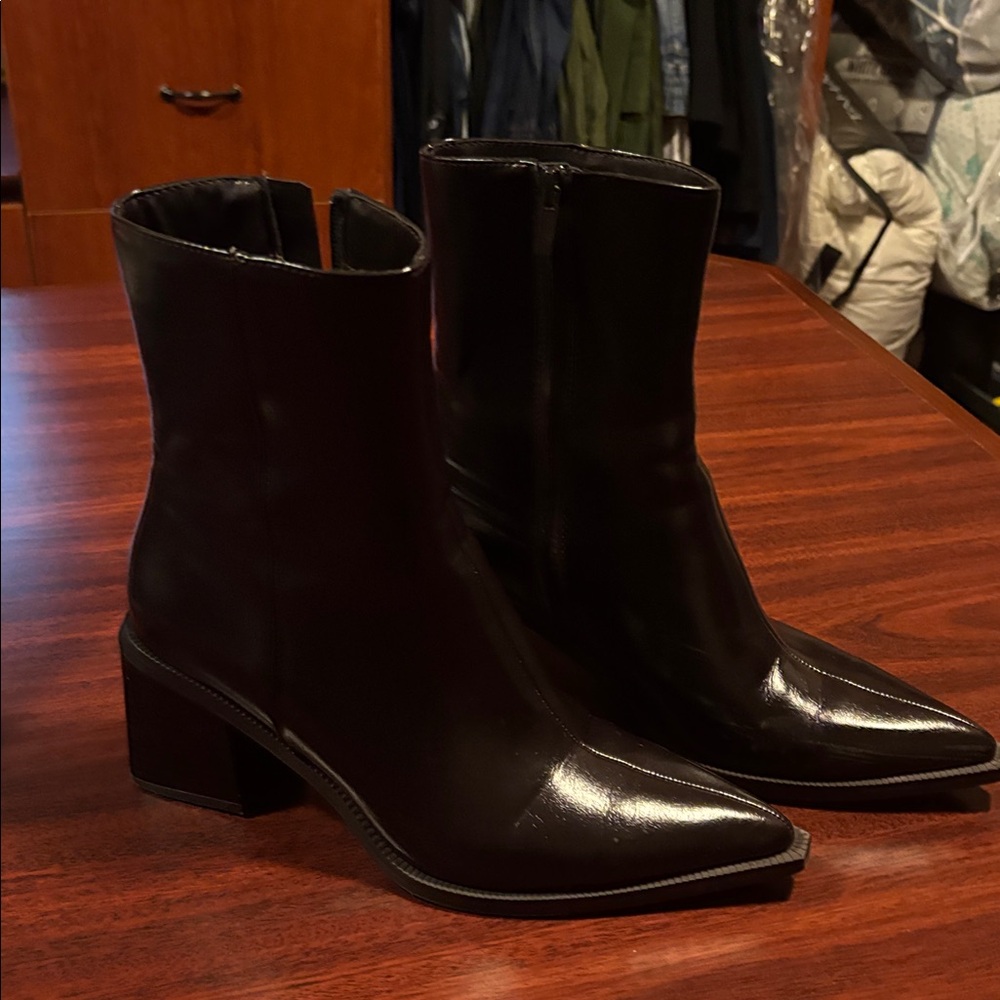 Zara Black Pointed Heeled Boots - Picture 4 of 4